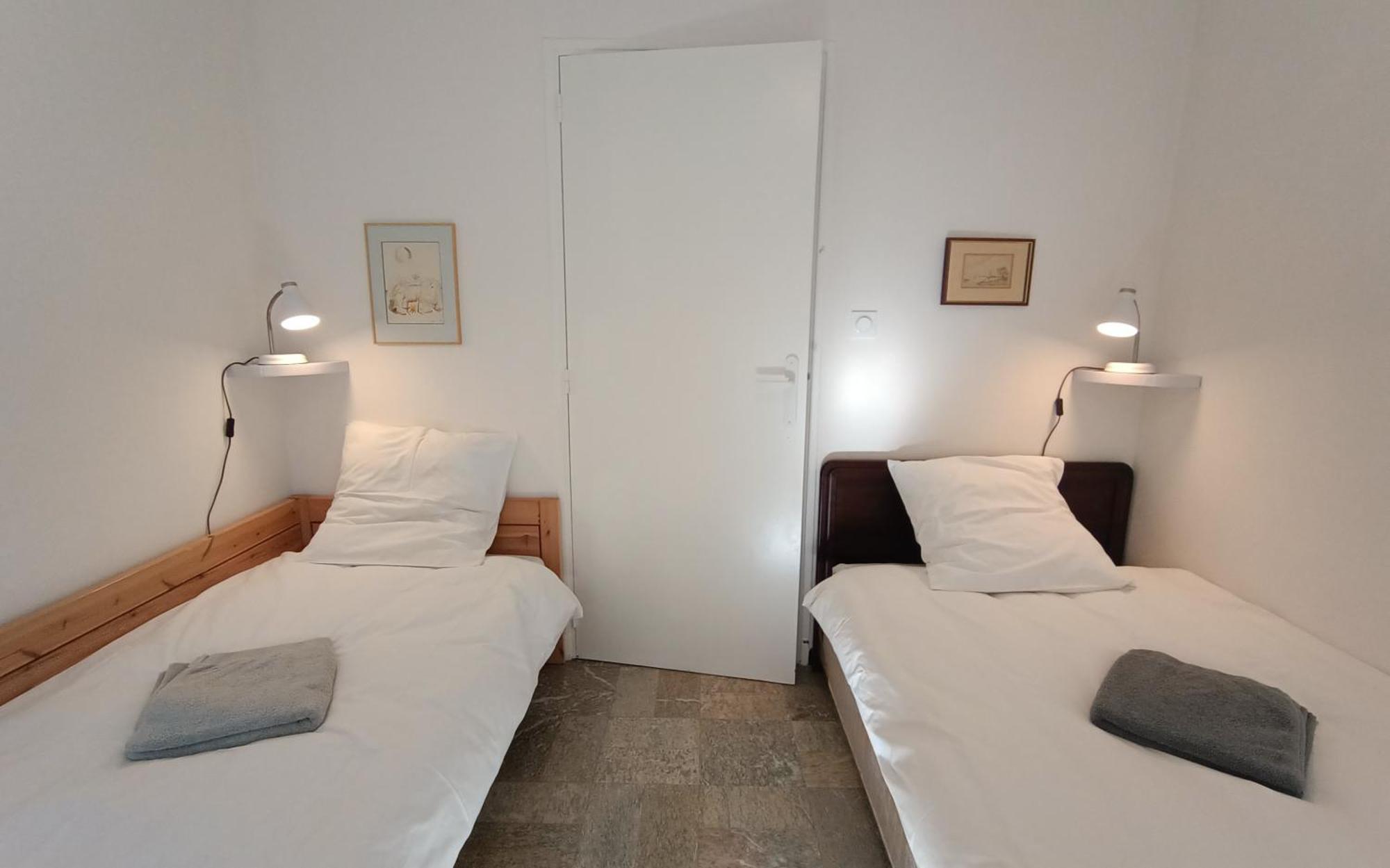 Grand Appartement, 2 Chambres Et Jardin ニーム エクステリア 写真